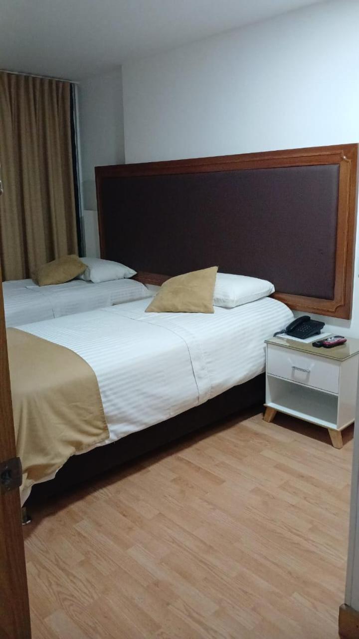 Hotel Dorado Ferial Bogotá Eksteriør billede